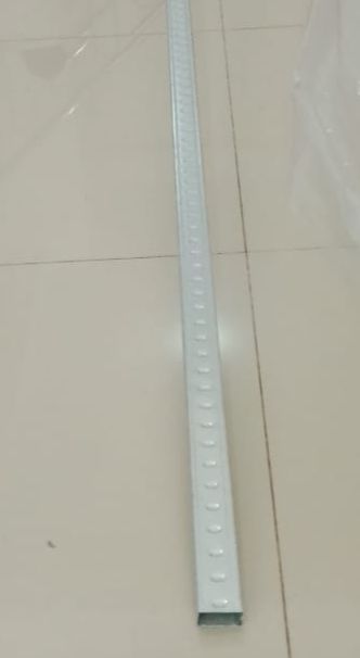 HOLO 25 X 15/30 X 4000 MM SILVER