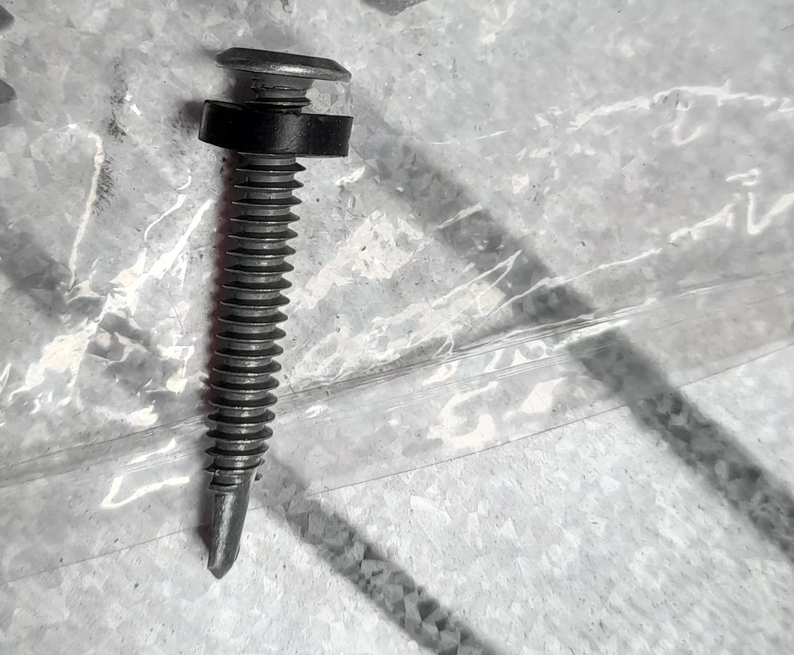 SCREW ROOFING WAFERHEAD 10 - 24 X 35 GREY